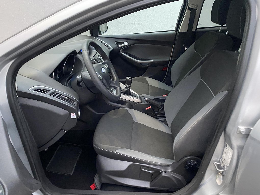 Ford Focus 1.6 Ti-VCT Trend