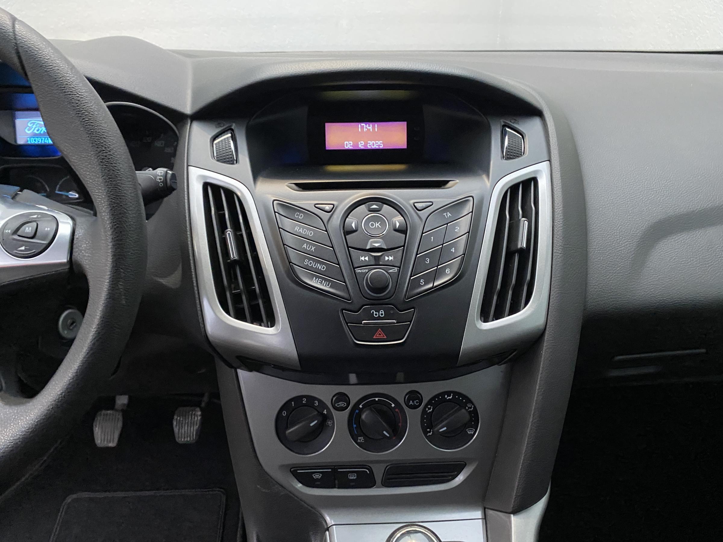 Ford Focus, 2012 - pohled č. 12