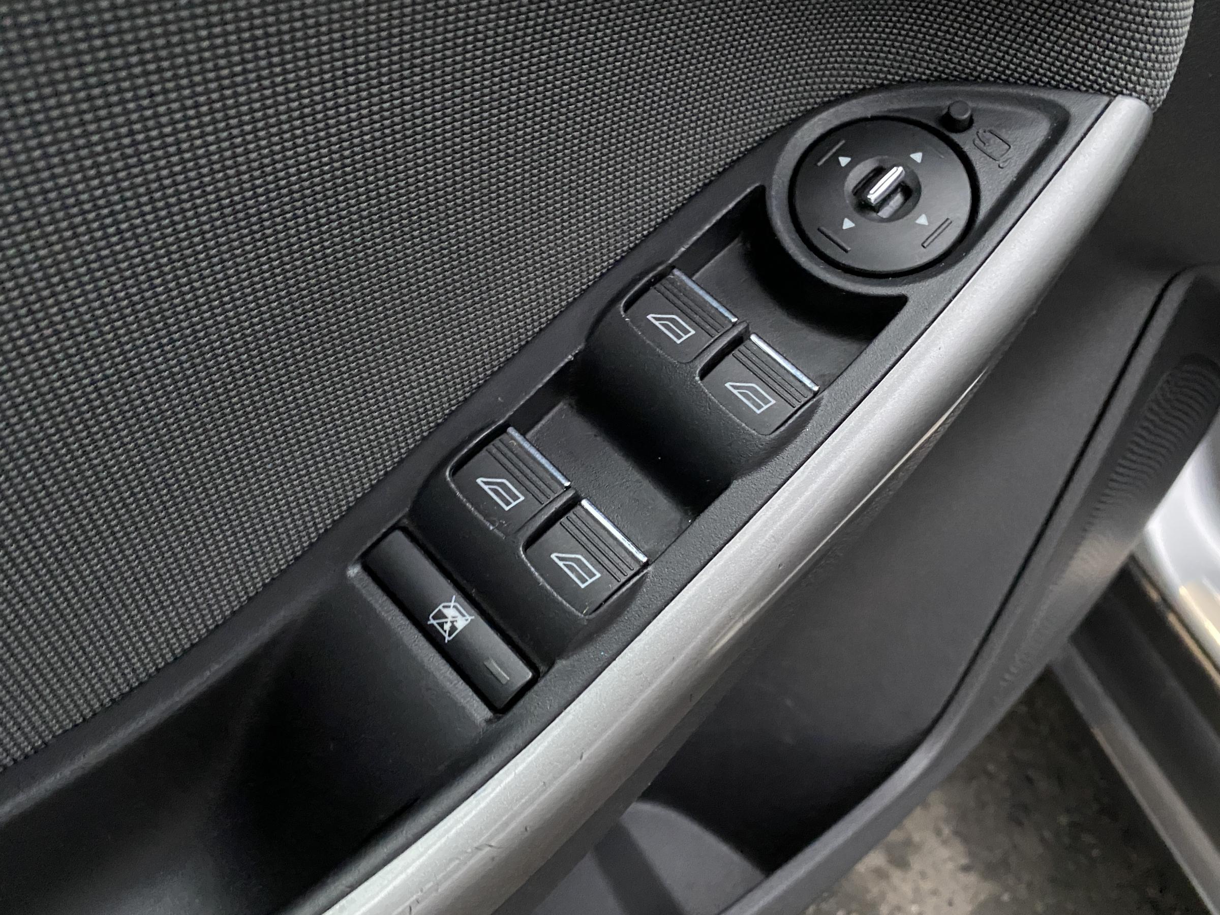 Ford Focus, 2012 - pohled č. 13