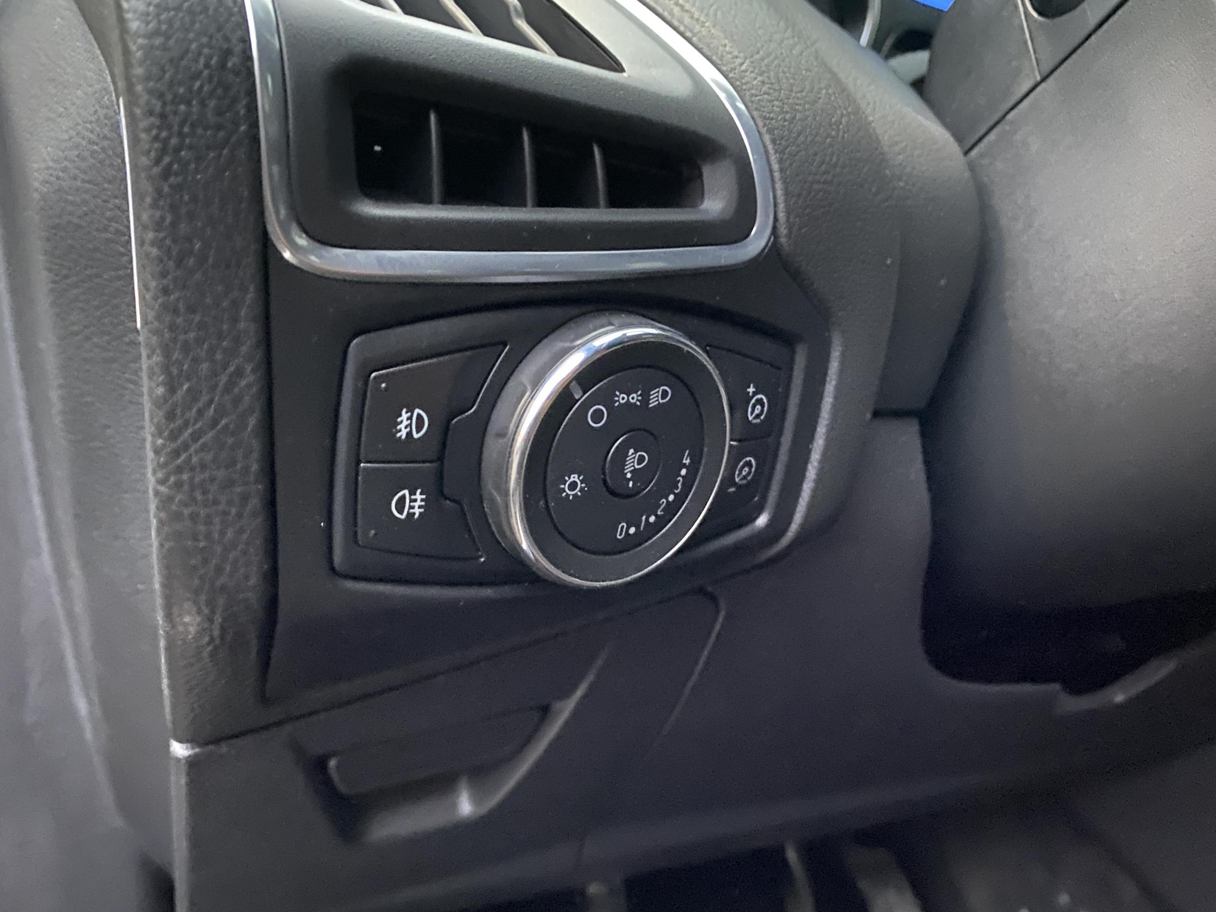 Ford Focus, 2012 - pohled č. 14