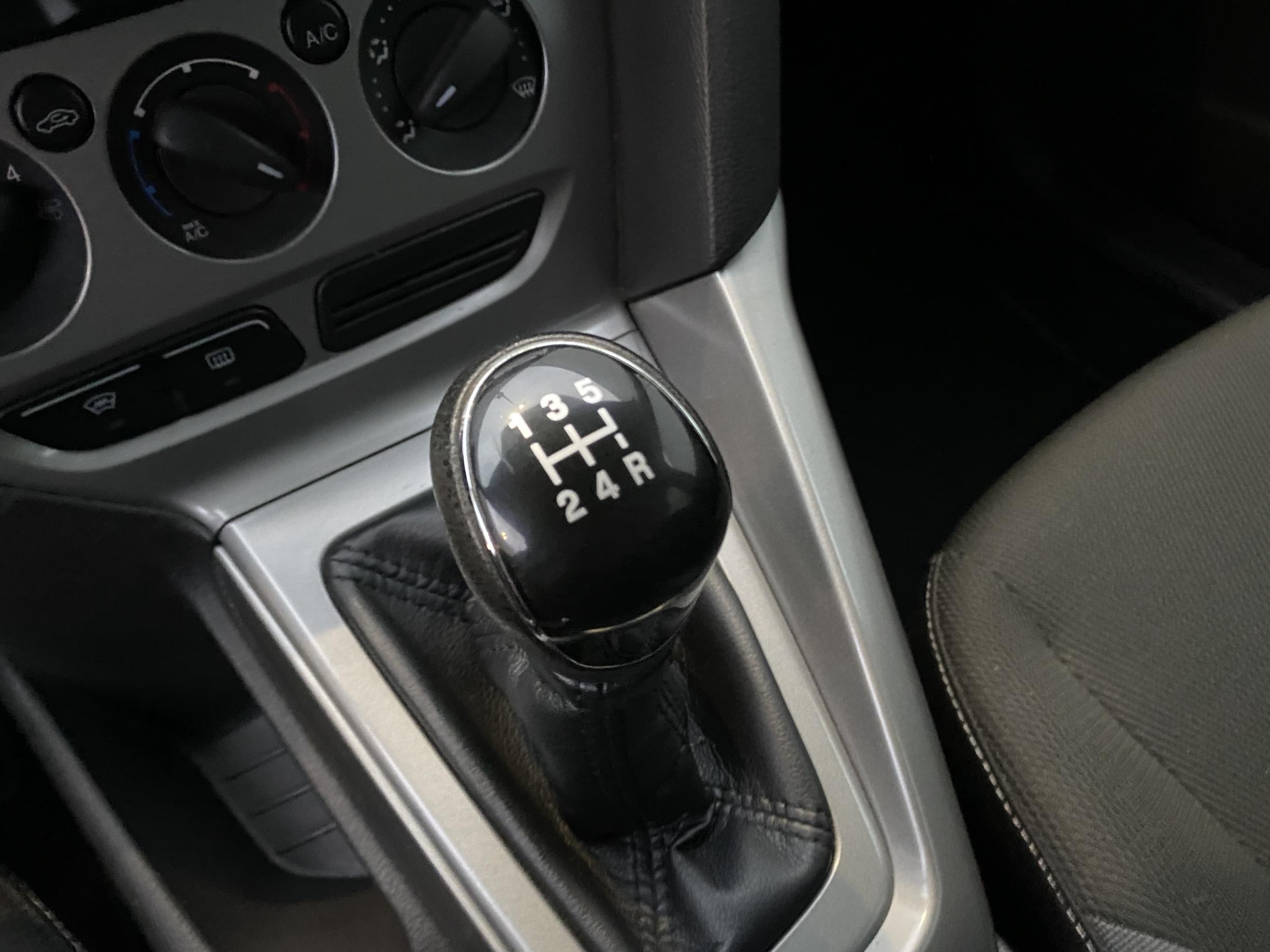 Ford Focus, 2012 - pohled č. 15