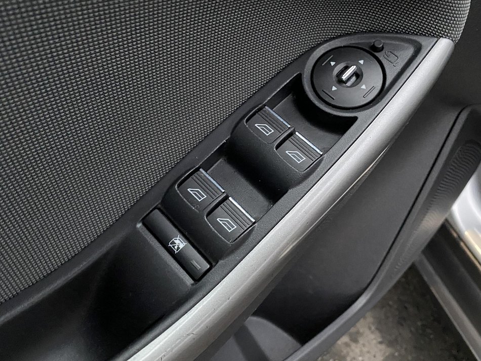 Ford Focus 1.6 Ti-VCT Trend