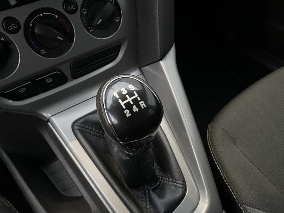 Ford Focus 1.6 Ti-VCT Trend