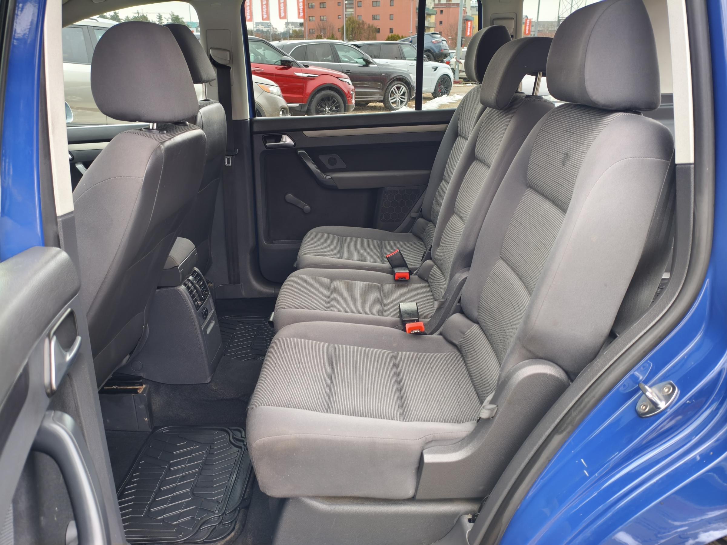 Volkswagen Touran, 2009 - pohled č. 10