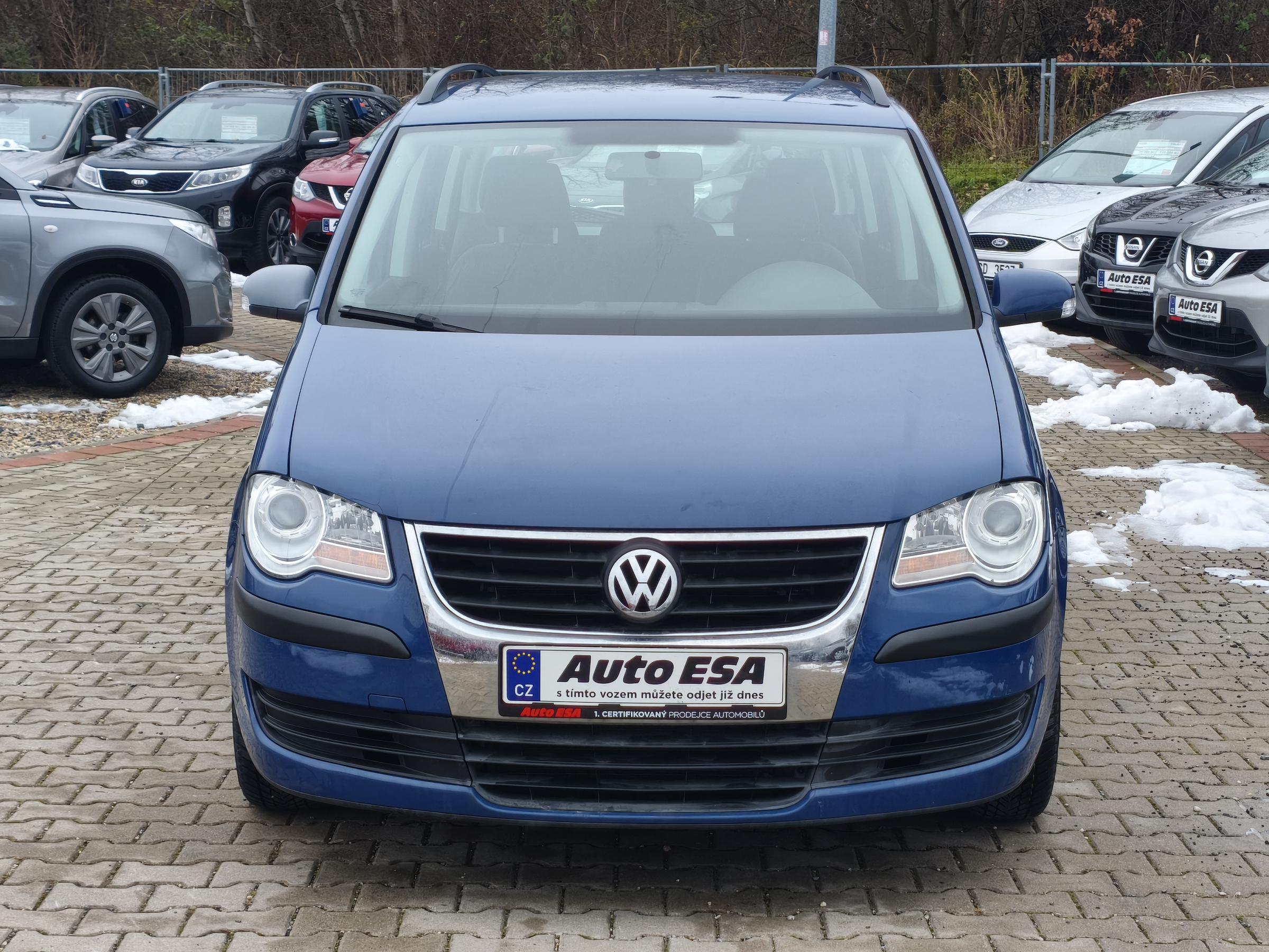 Volkswagen Touran, 2009 - pohled č. 2