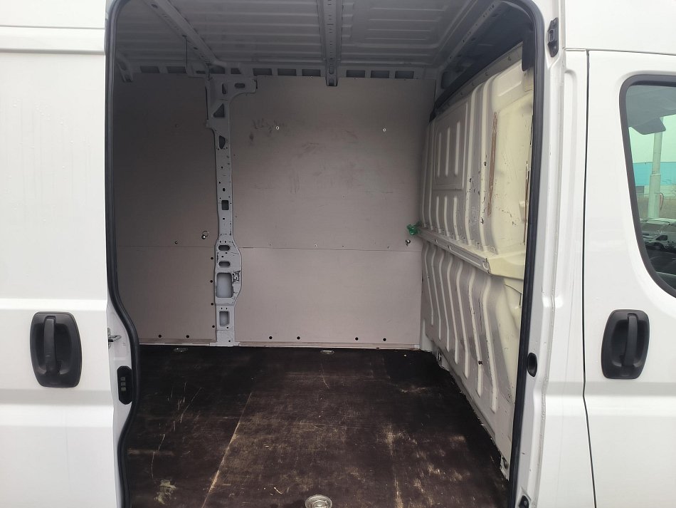Opel Movano 2.2CDTi  L4H2