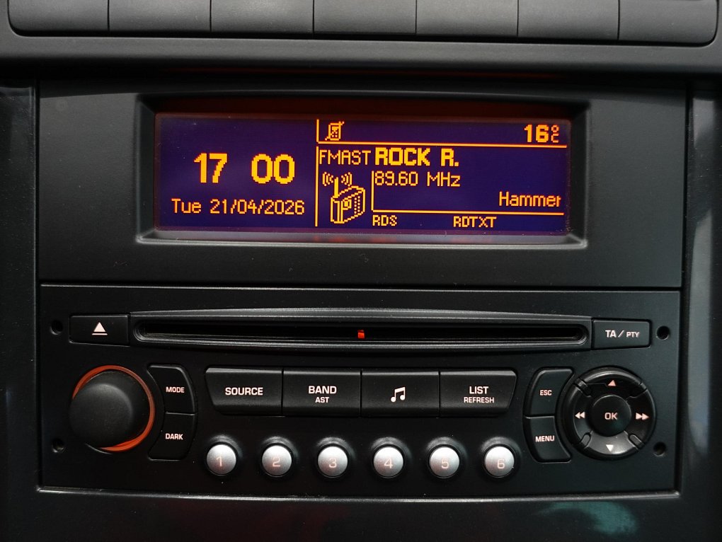 Peugeot 5008 1.6HDI 