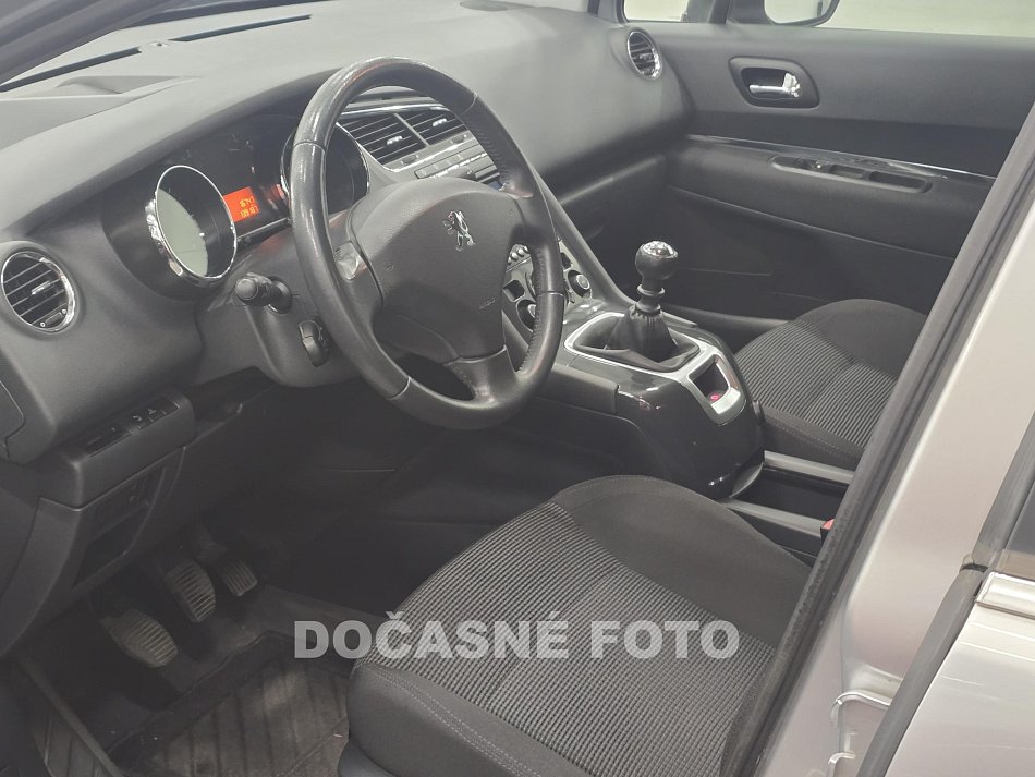 Peugeot 5008 1.6hdi 