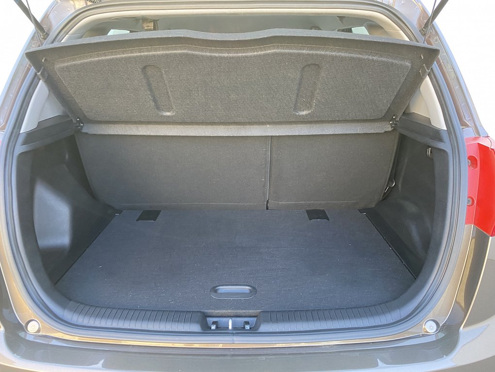 Kia Venga 1.4 CVVT  DreamTeam