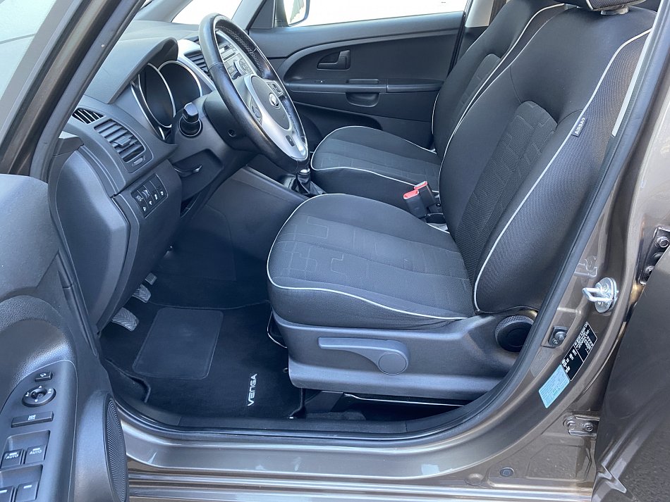 Kia Venga 1.4 CVVT  DreamTeam