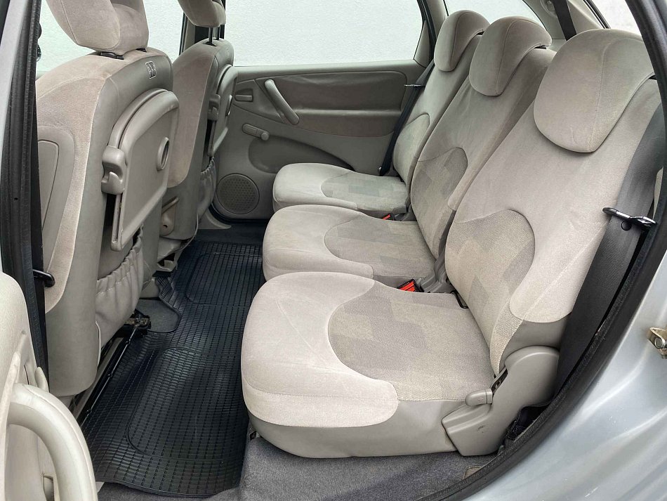 Citroën Xsara Picasso 1.8i 
