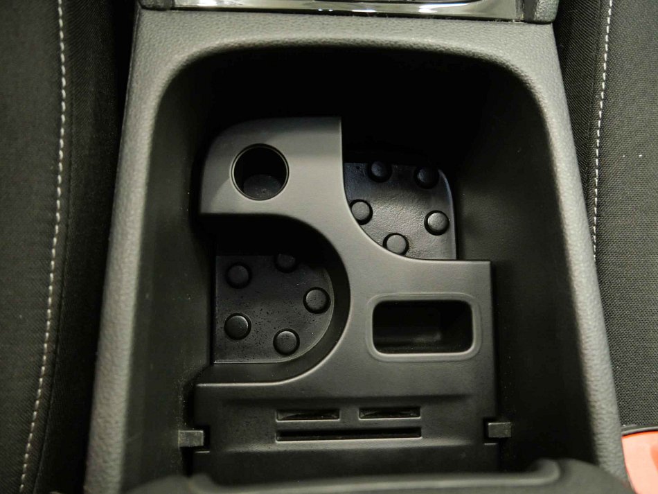 Škoda Karoq 1.6 TDi Ambition