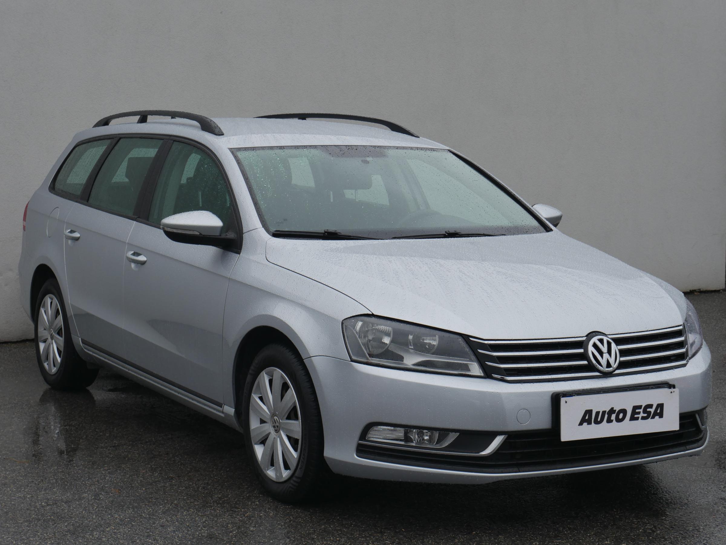 Volkswagen Passat, 2011 - celkový pohled