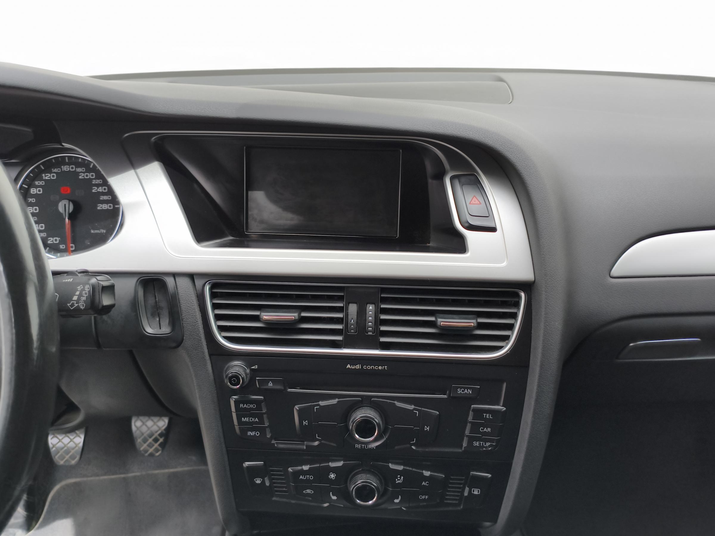 Audi A4 Allroad, 2009 - pohled č. 11