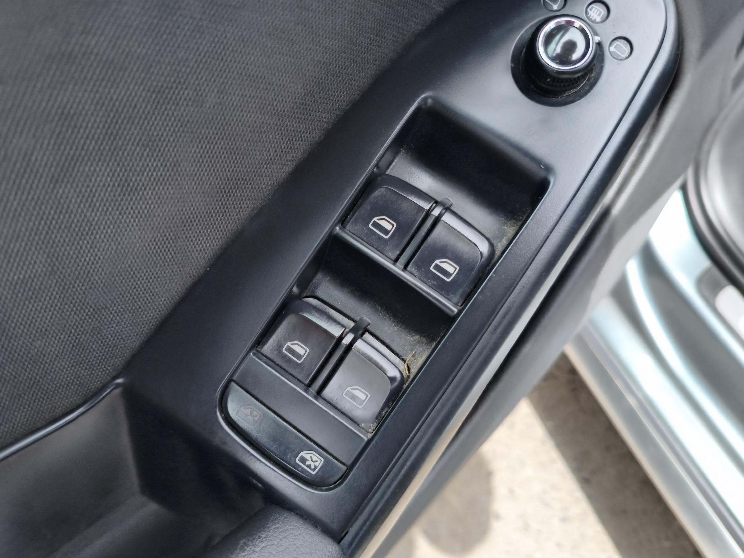 Audi A4 Allroad, 2009 - pohled č. 15