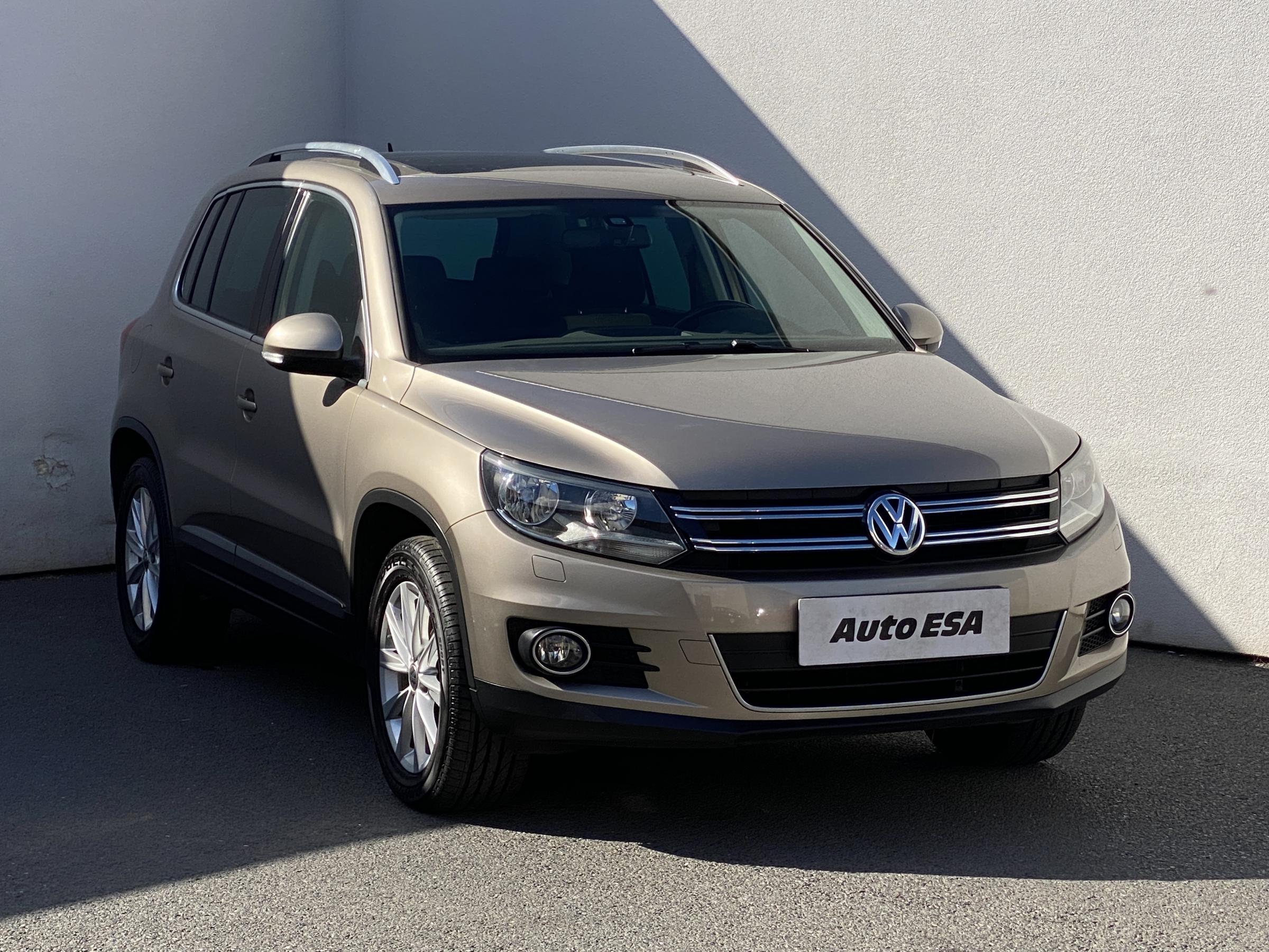 Volkswagen Tiguan, 2012 - celkový pohled