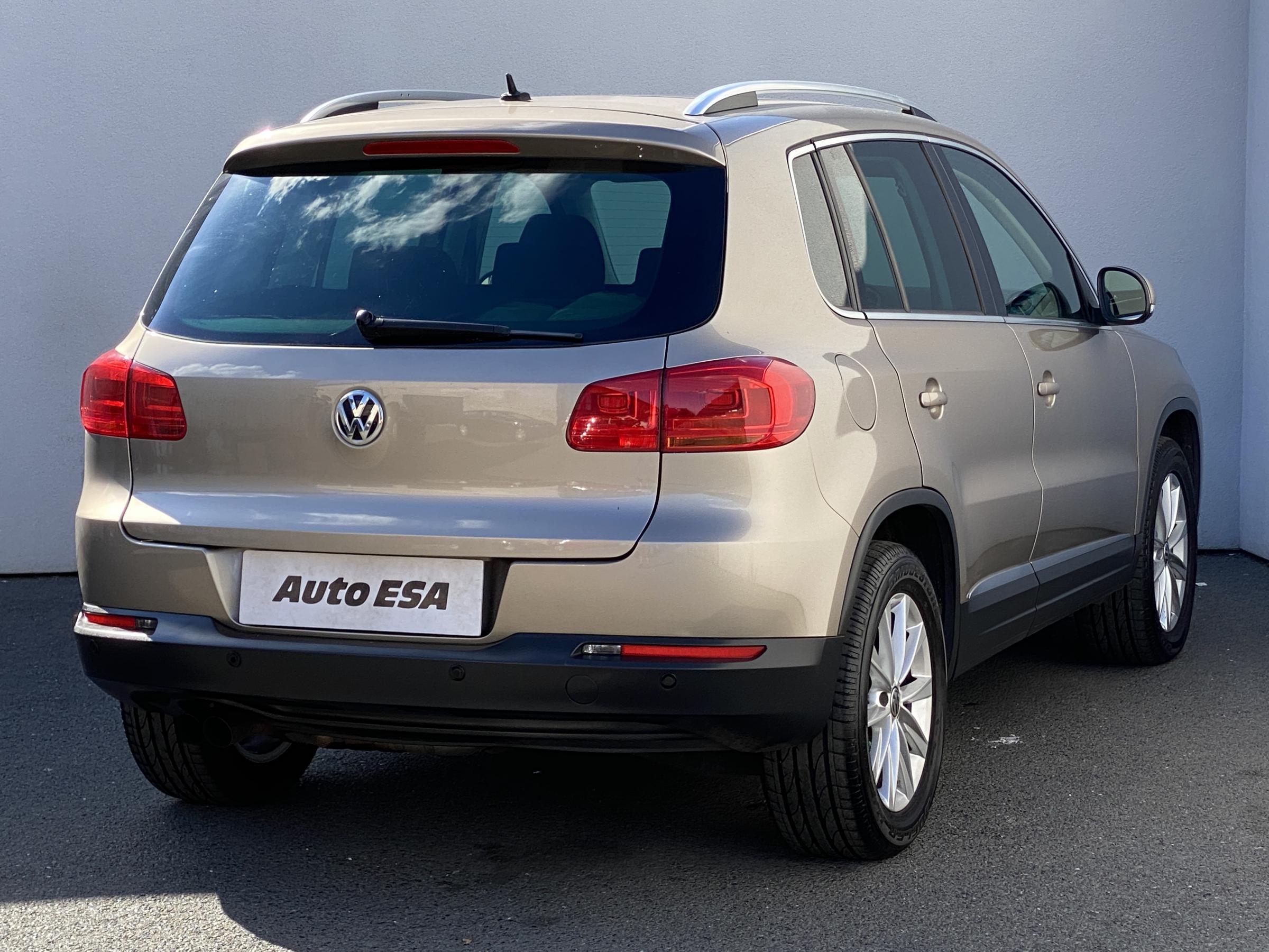 Volkswagen Tiguan, 2012 - pohled č. 4