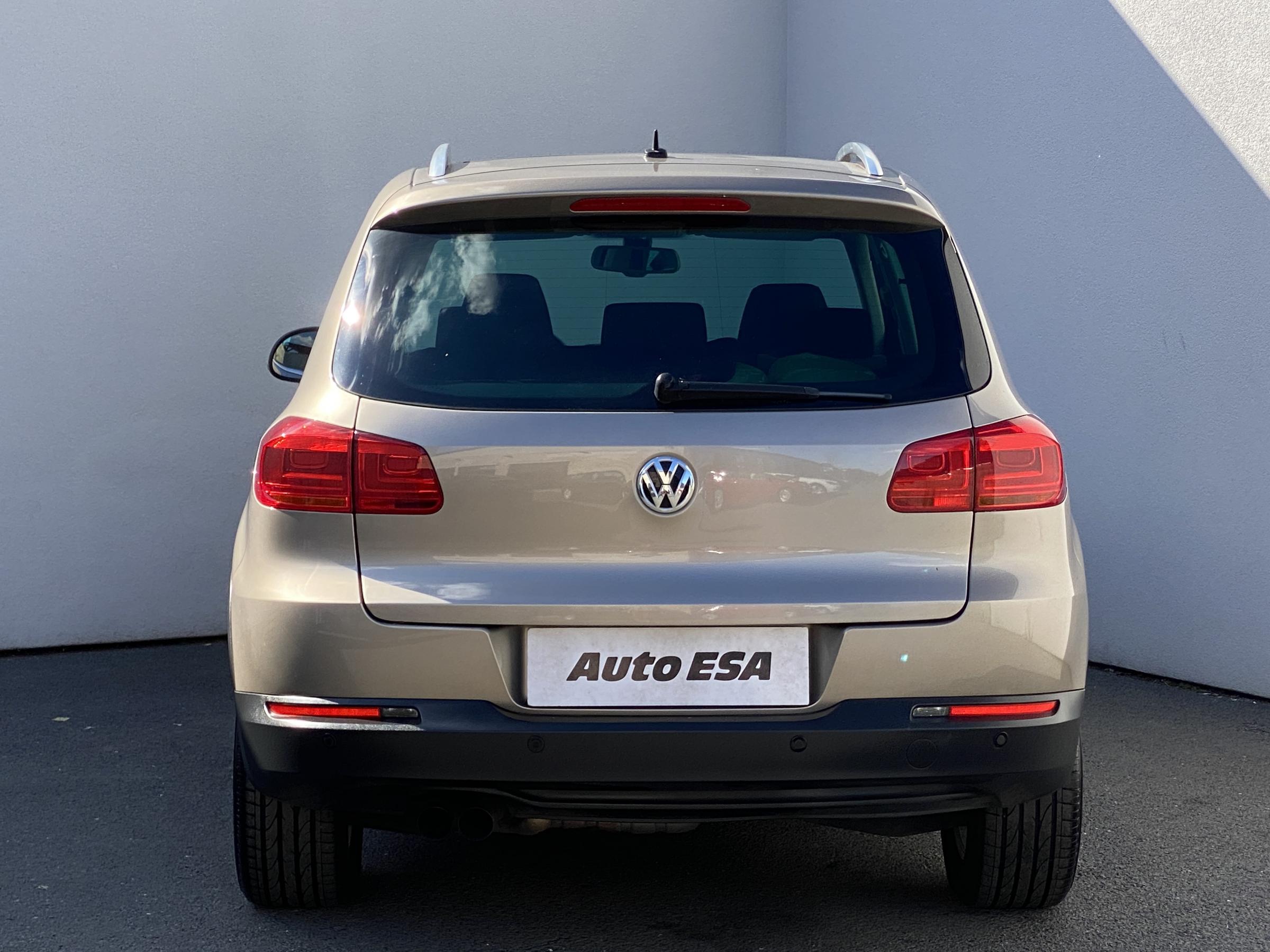 Volkswagen Tiguan, 2012 - pohled č. 5