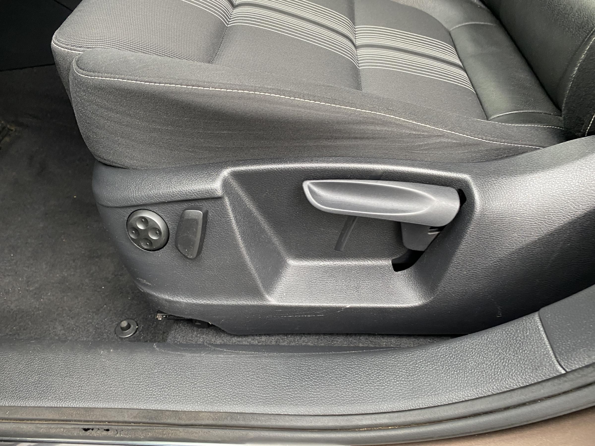 Volkswagen Sharan, 2012 - pohled č. 14