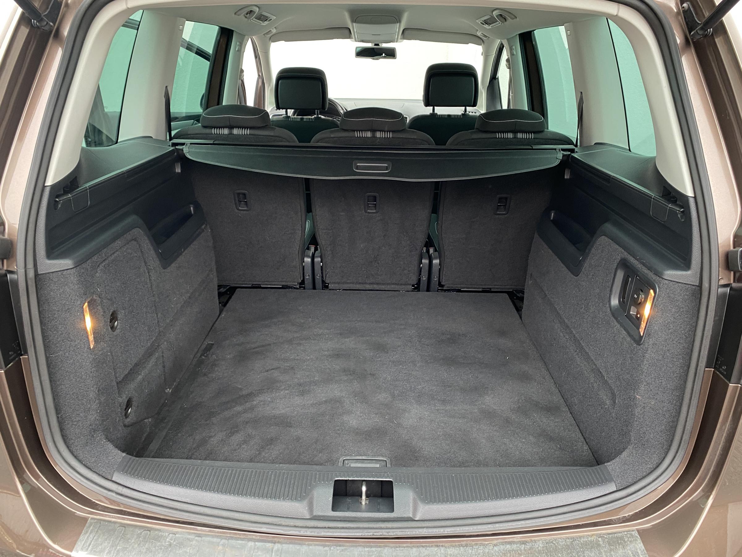 Volkswagen Sharan, 2012 - pohled č. 7