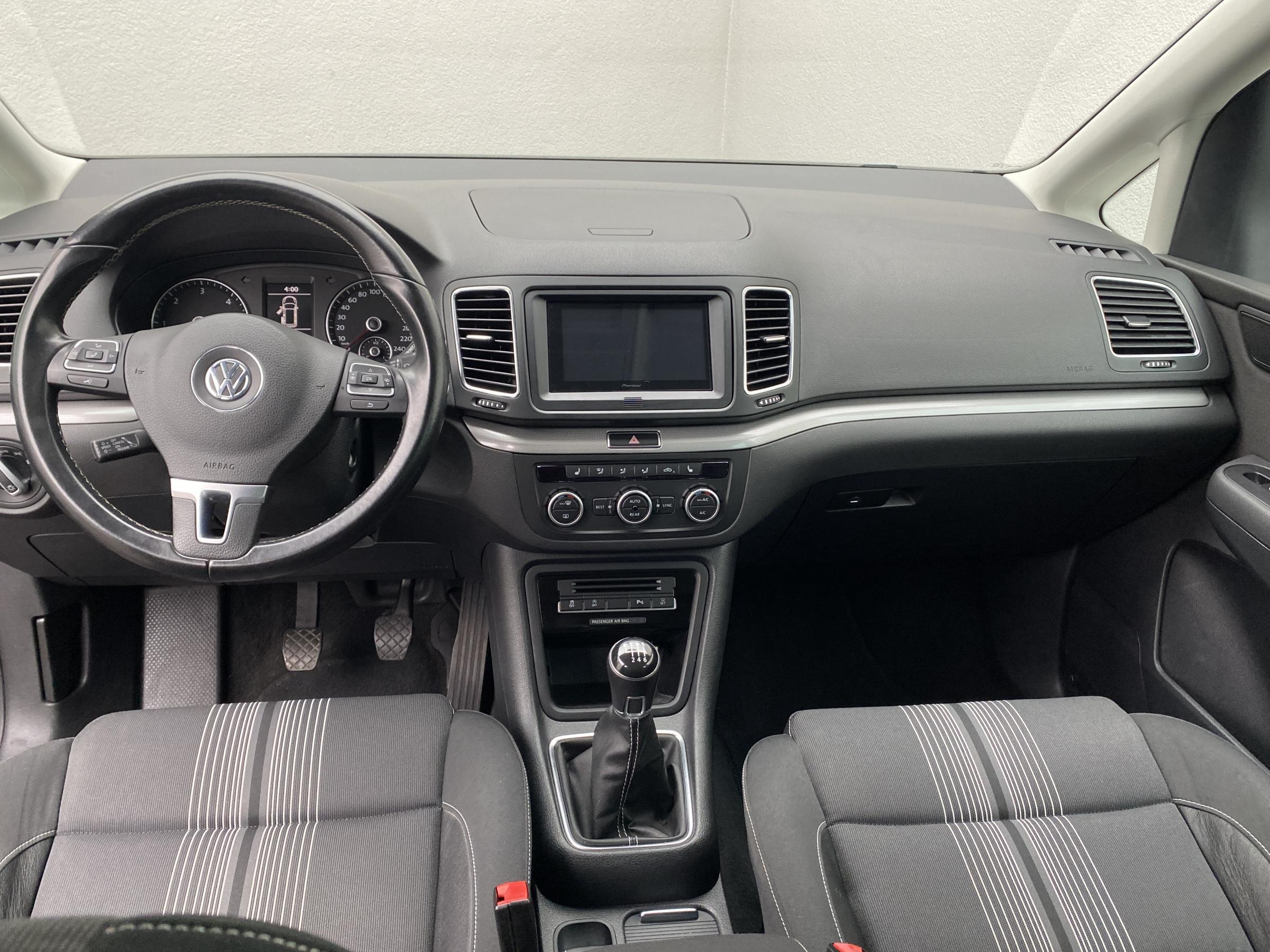 Volkswagen Sharan, 2012 - pohled č. 8