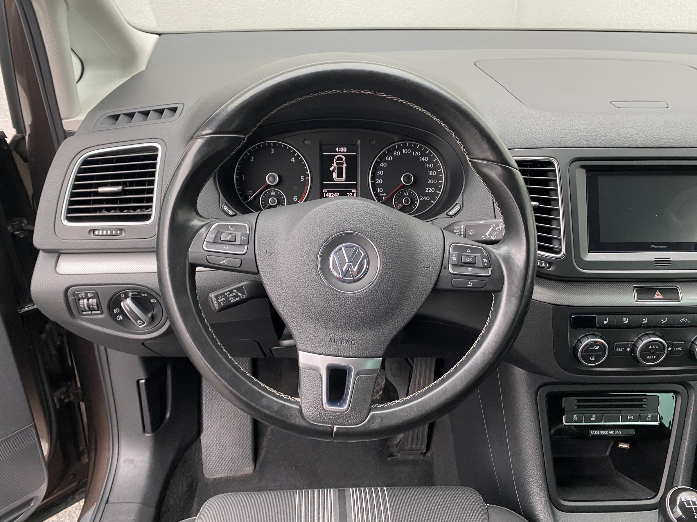 Volkswagen Sharan, 2012 - pohled č. 9