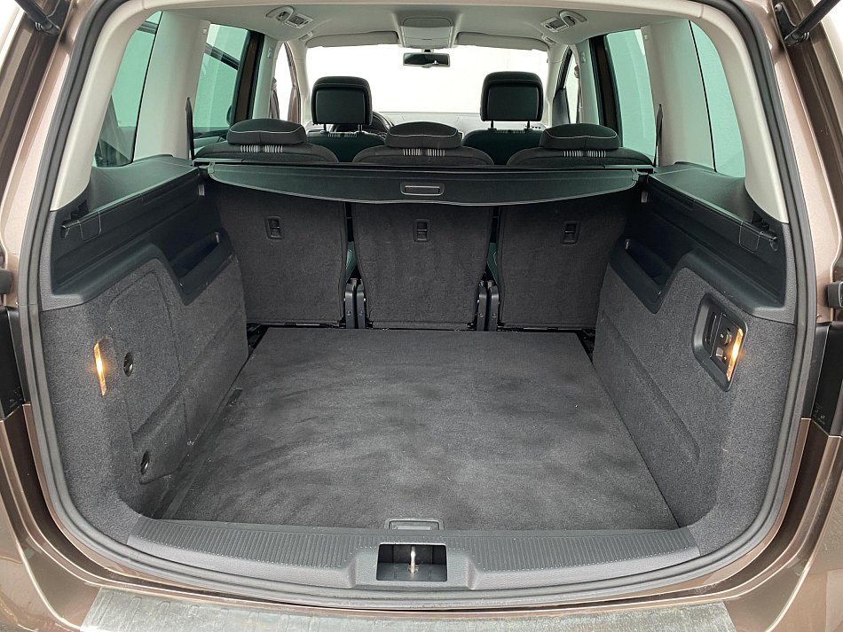 Volkswagen Sharan 2.0 TDi Match