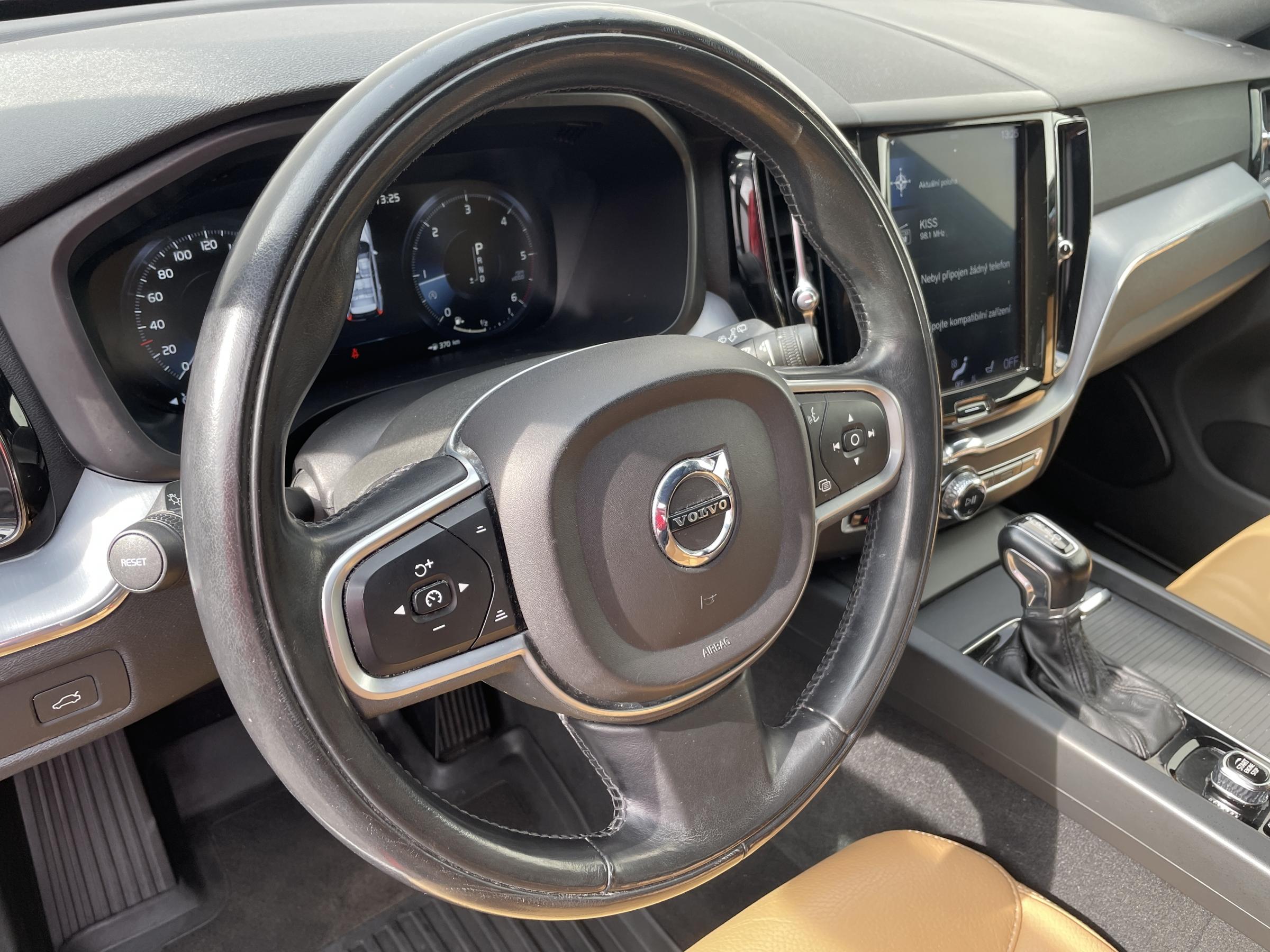 Volvo XC60, 2019 - pohled č. 11