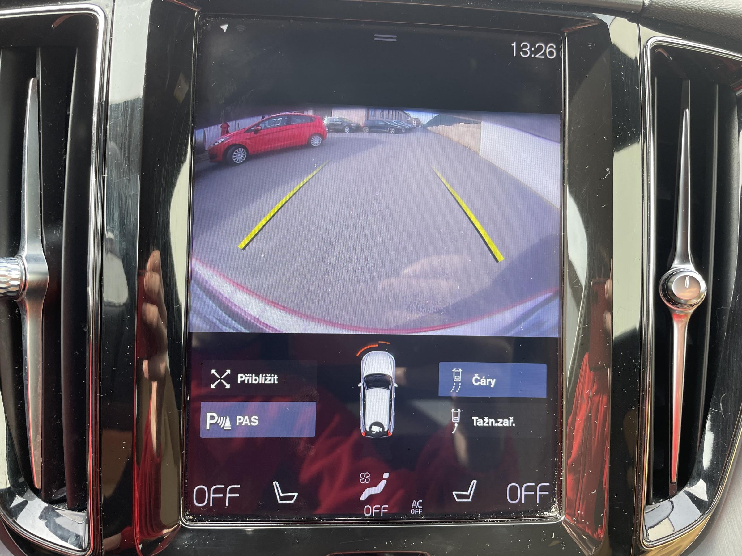 Volvo XC60, 2019 - pohled č. 12