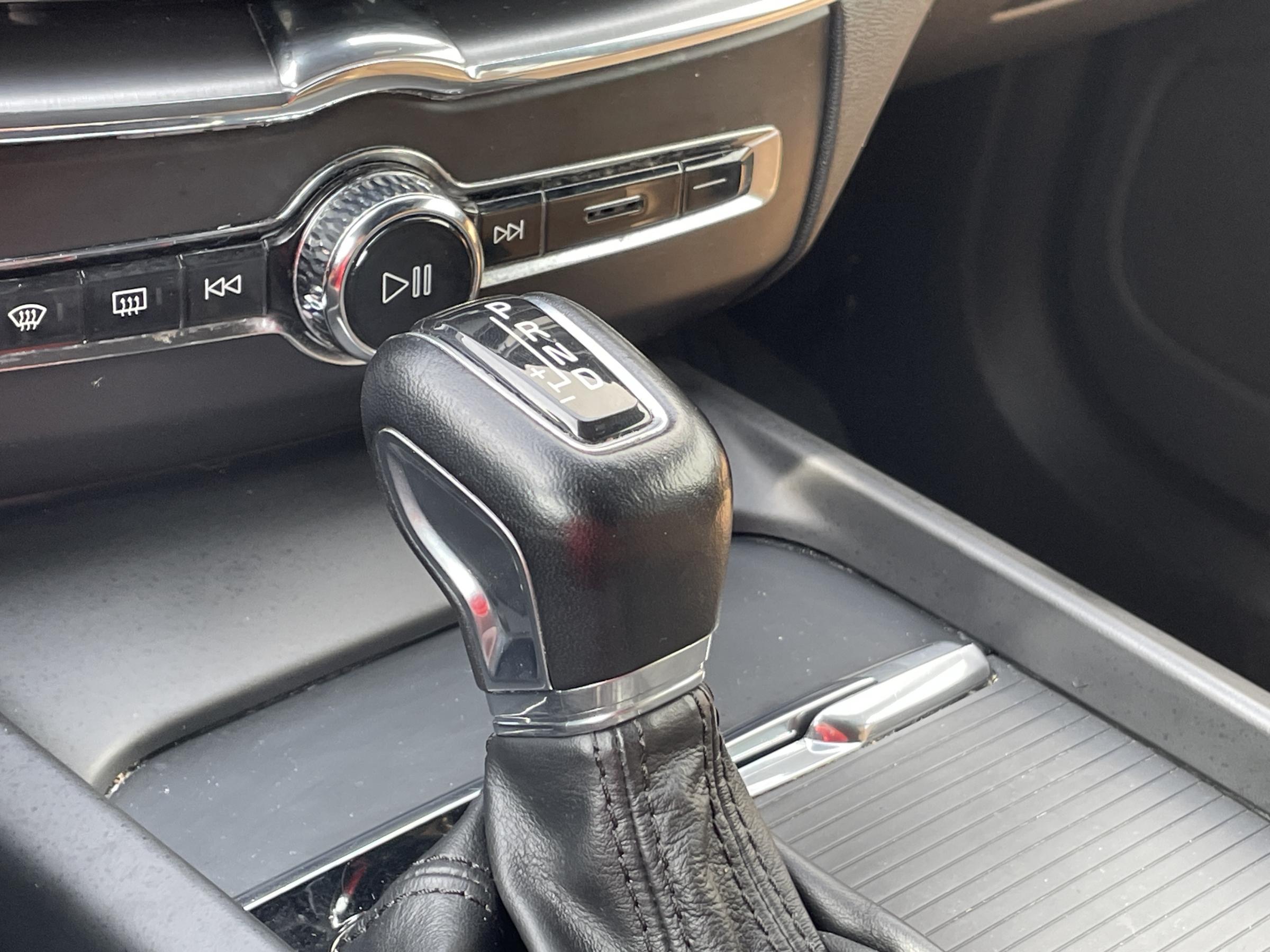 Volvo XC60, 2019 - pohled č. 13