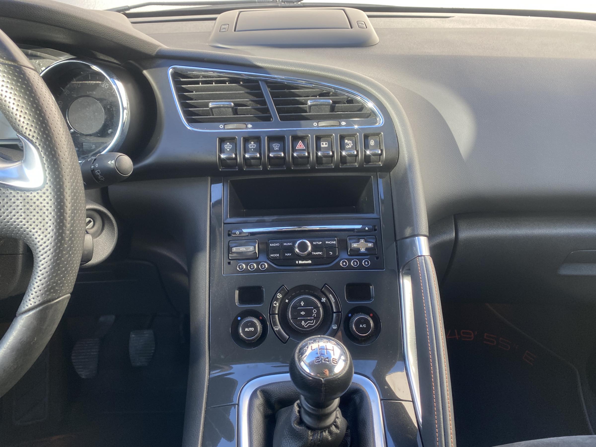 Peugeot 3008, 2015 - pohled č. 12