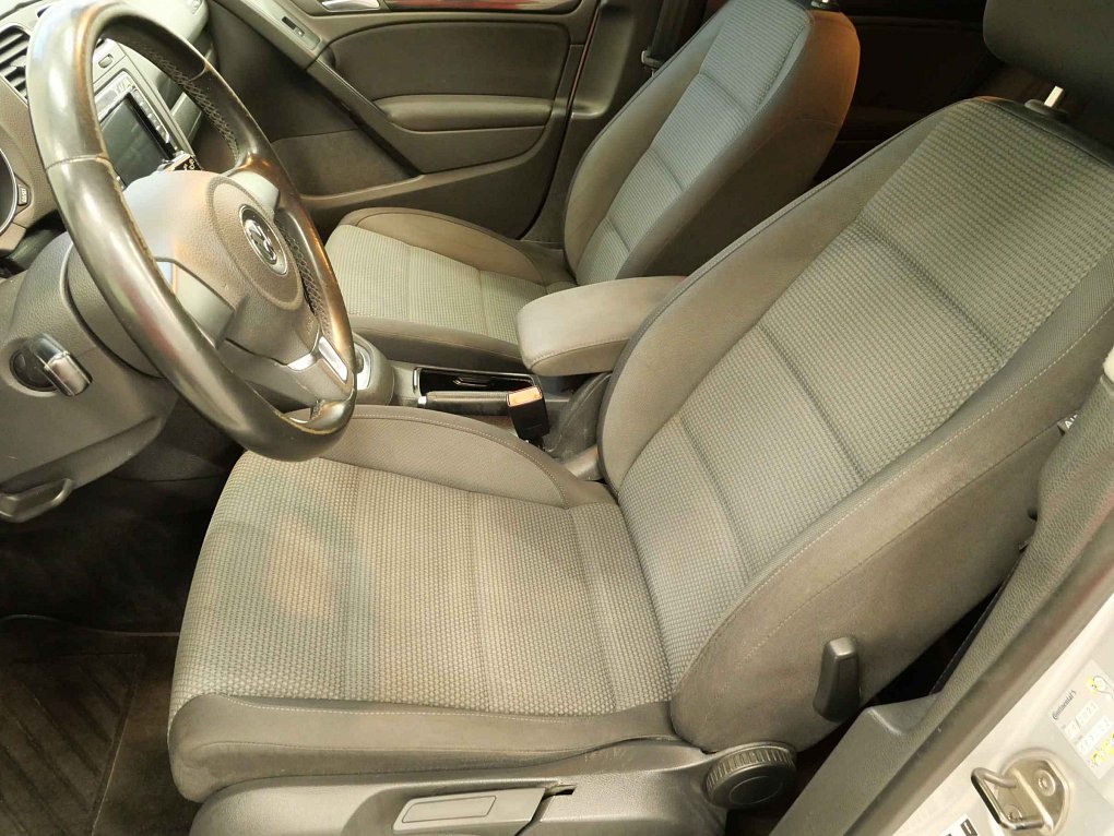 Volkswagen Golf 1.6i 