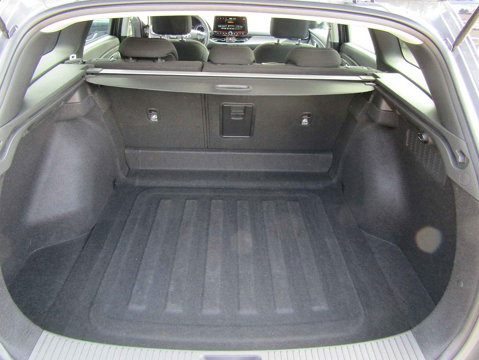 Hyundai I30 1.5 DPi 