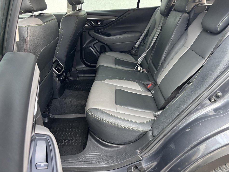 Subaru Outback 2.5 i  AWD FIELD