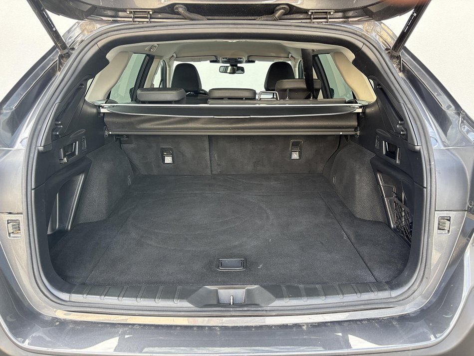 Subaru Outback 2.5 i  AWD FIELD