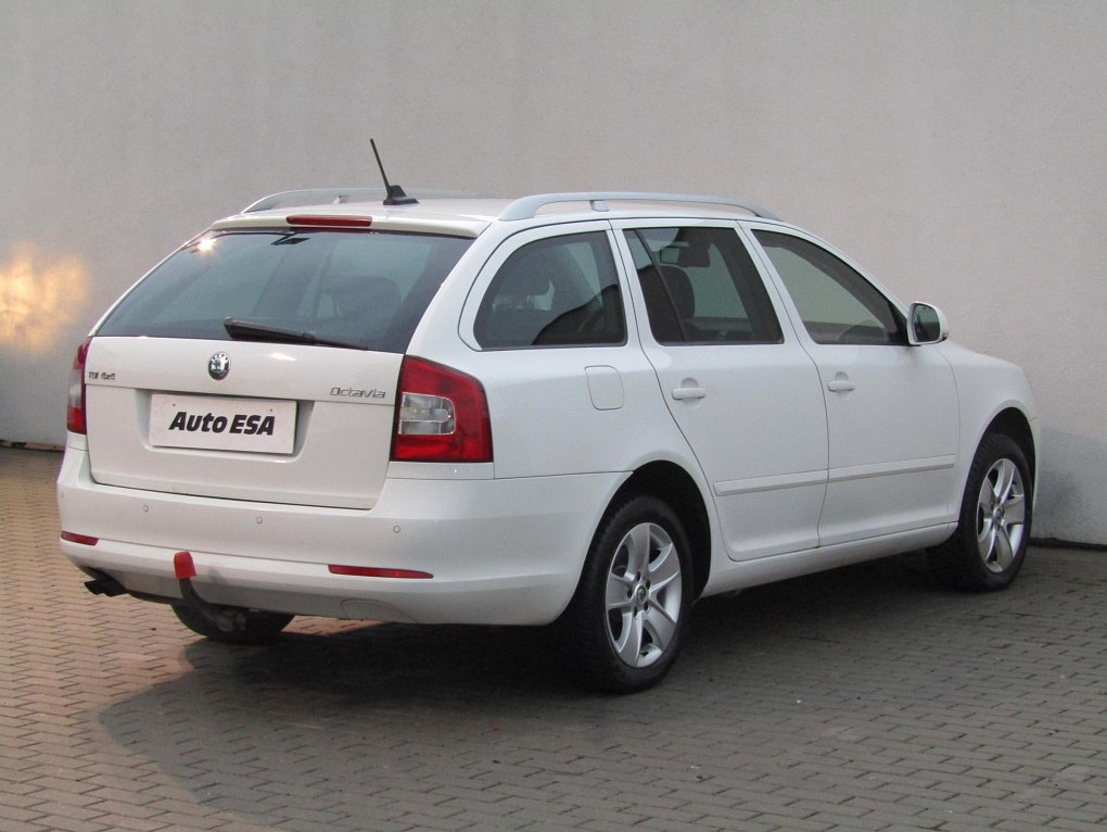 Škoda Octavia II 2.0 TDi Elegance