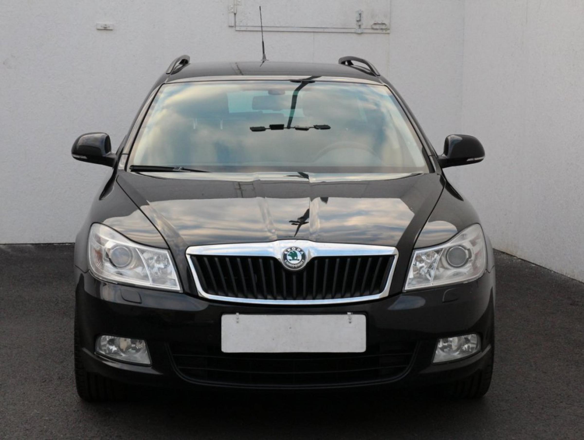 Škoda Octavia II, 2012 - pohled č. 2