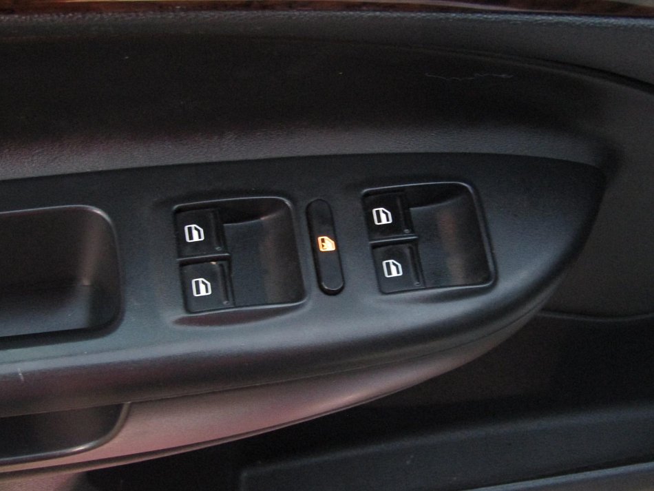 Škoda Octavia II 2.0 TDi Elegance