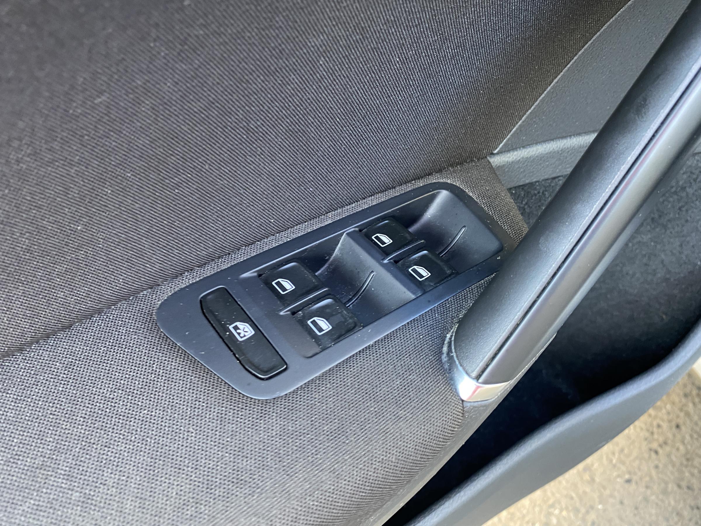 Volkswagen Golf, 2014 - pohled č. 13