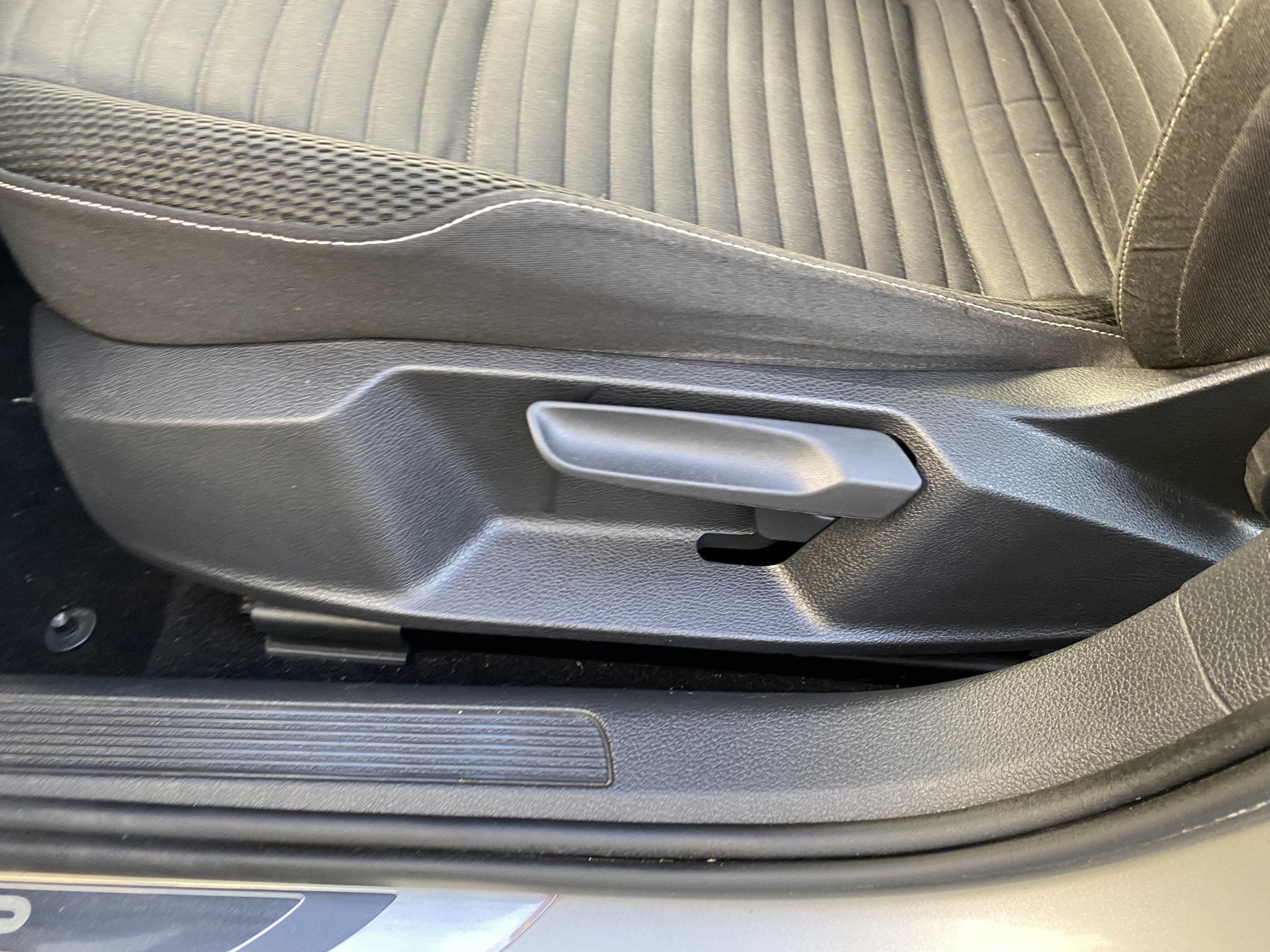 Volkswagen Golf, 2014 - pohled č. 14