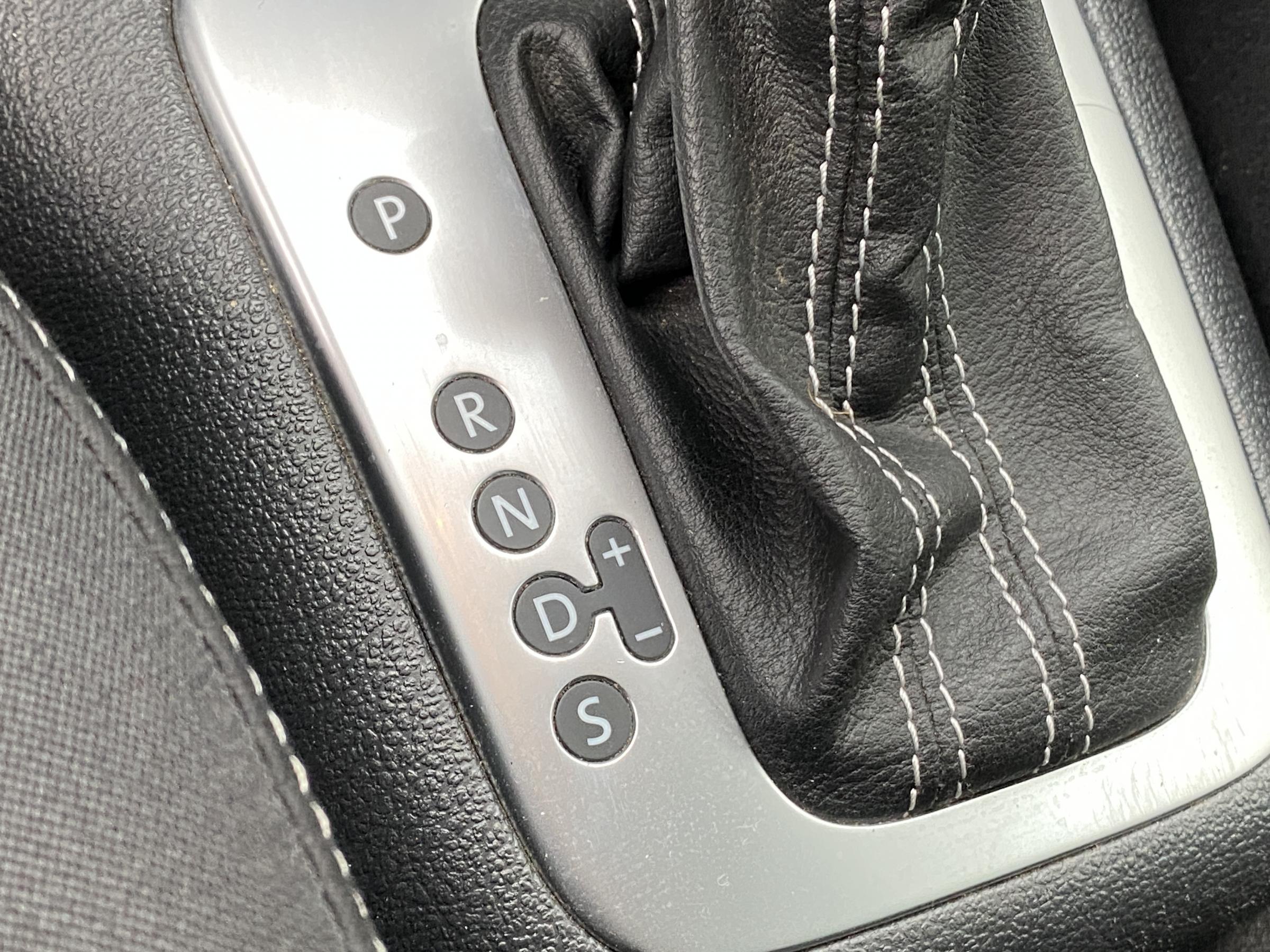 Volkswagen Tiguan, 2013 - pohled č. 15