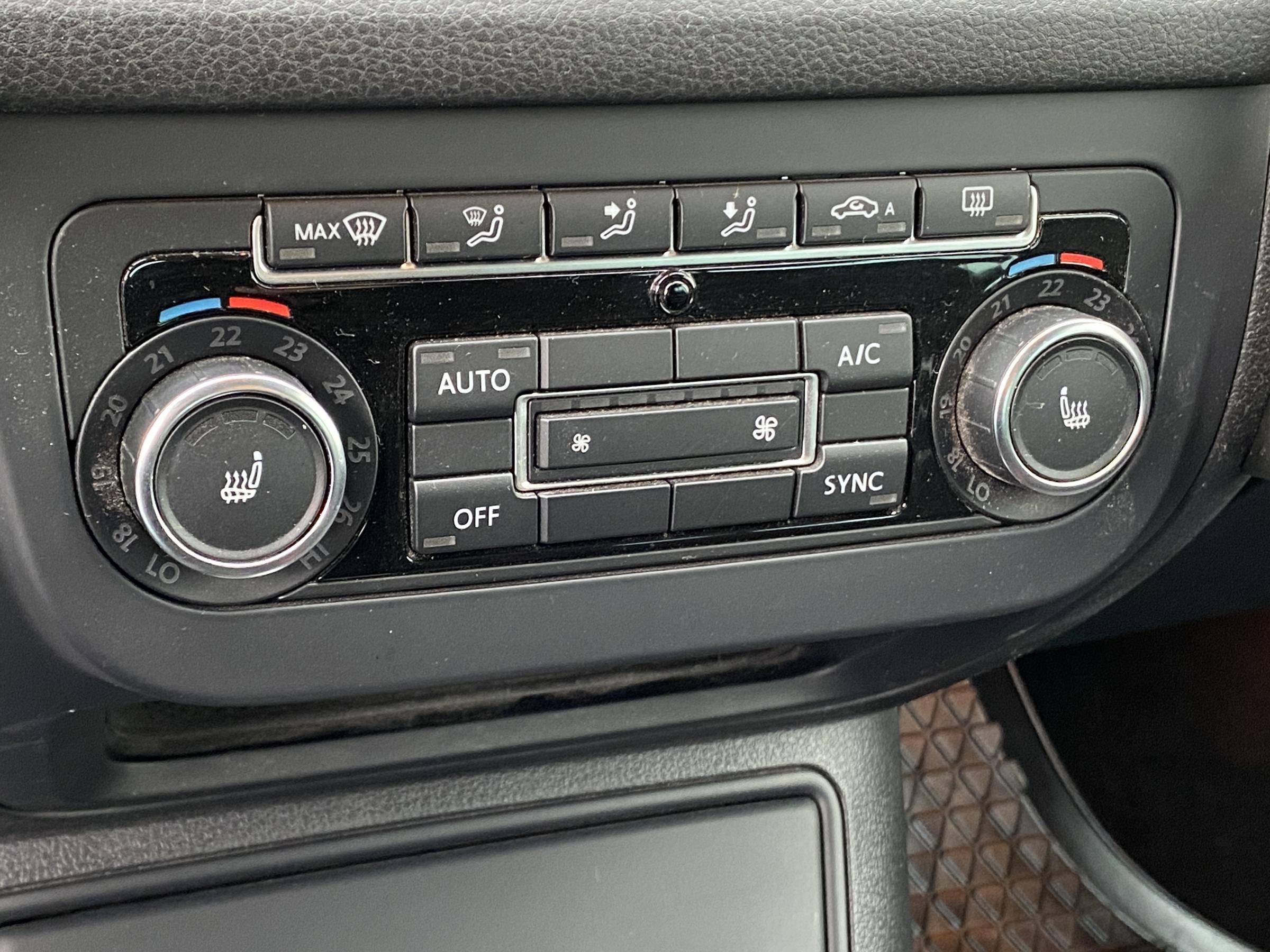 Volkswagen Tiguan, 2013 - pohled č. 16