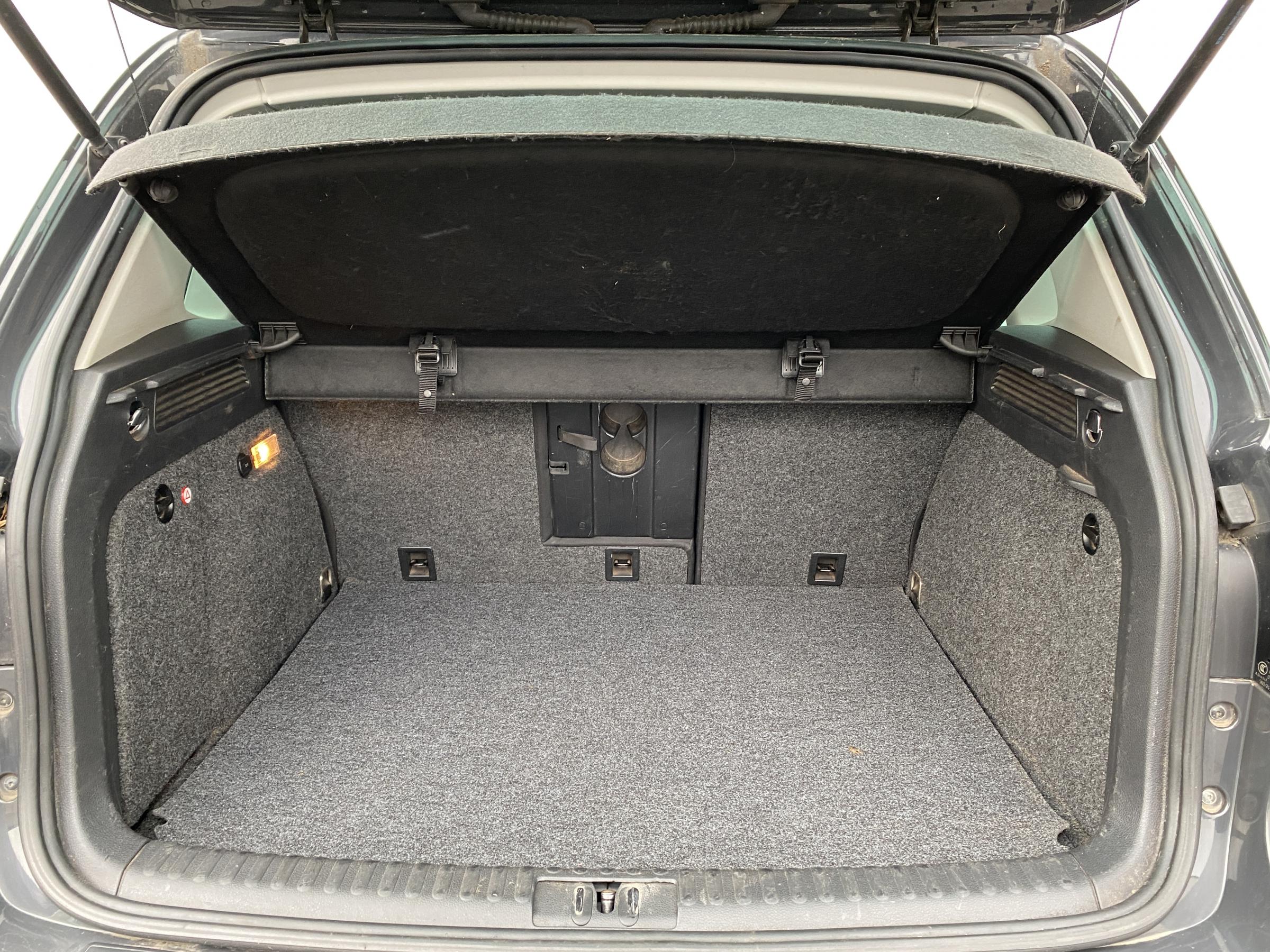 Volkswagen Tiguan, 2013 - pohled č. 7