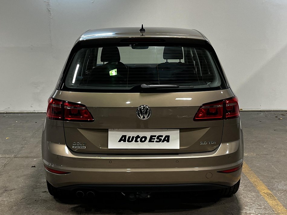 Volkswagen Golf 2.0 TDi 