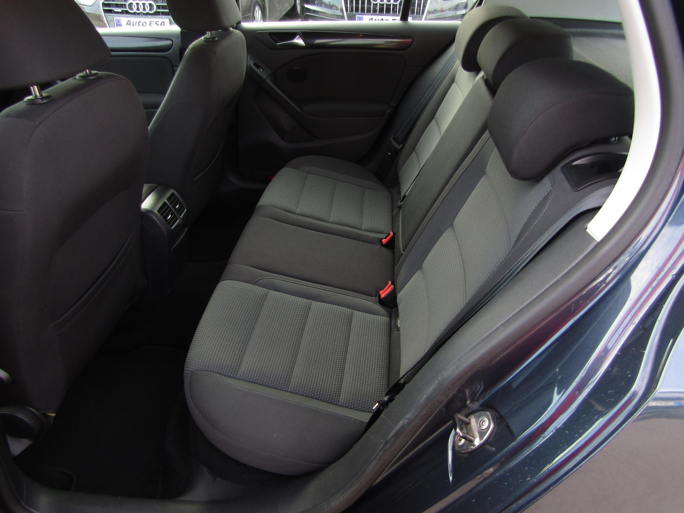 Volkswagen Golf, 2010 - pohled č. 10