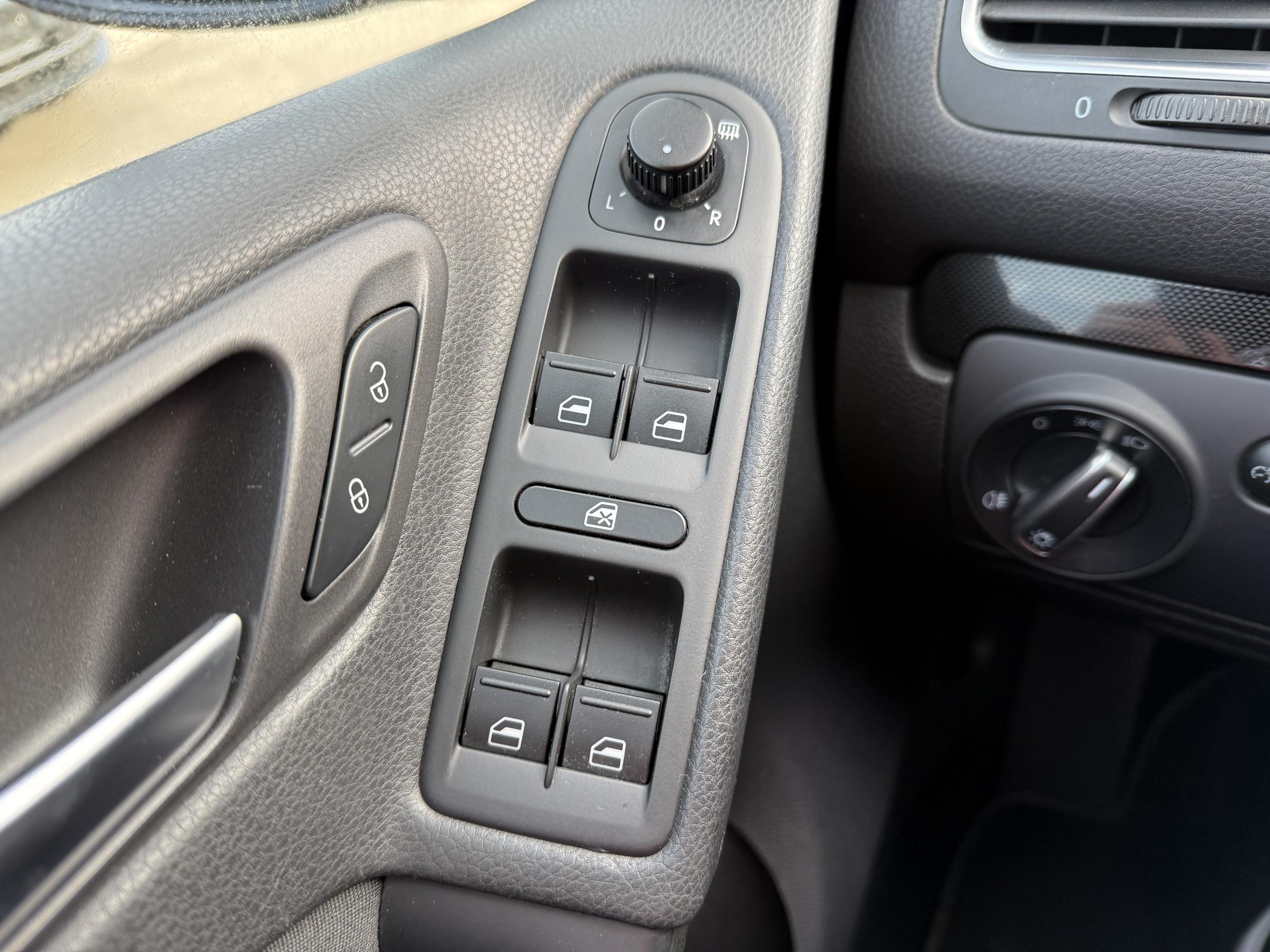 Volkswagen Golf, 2010 - pohled č. 11