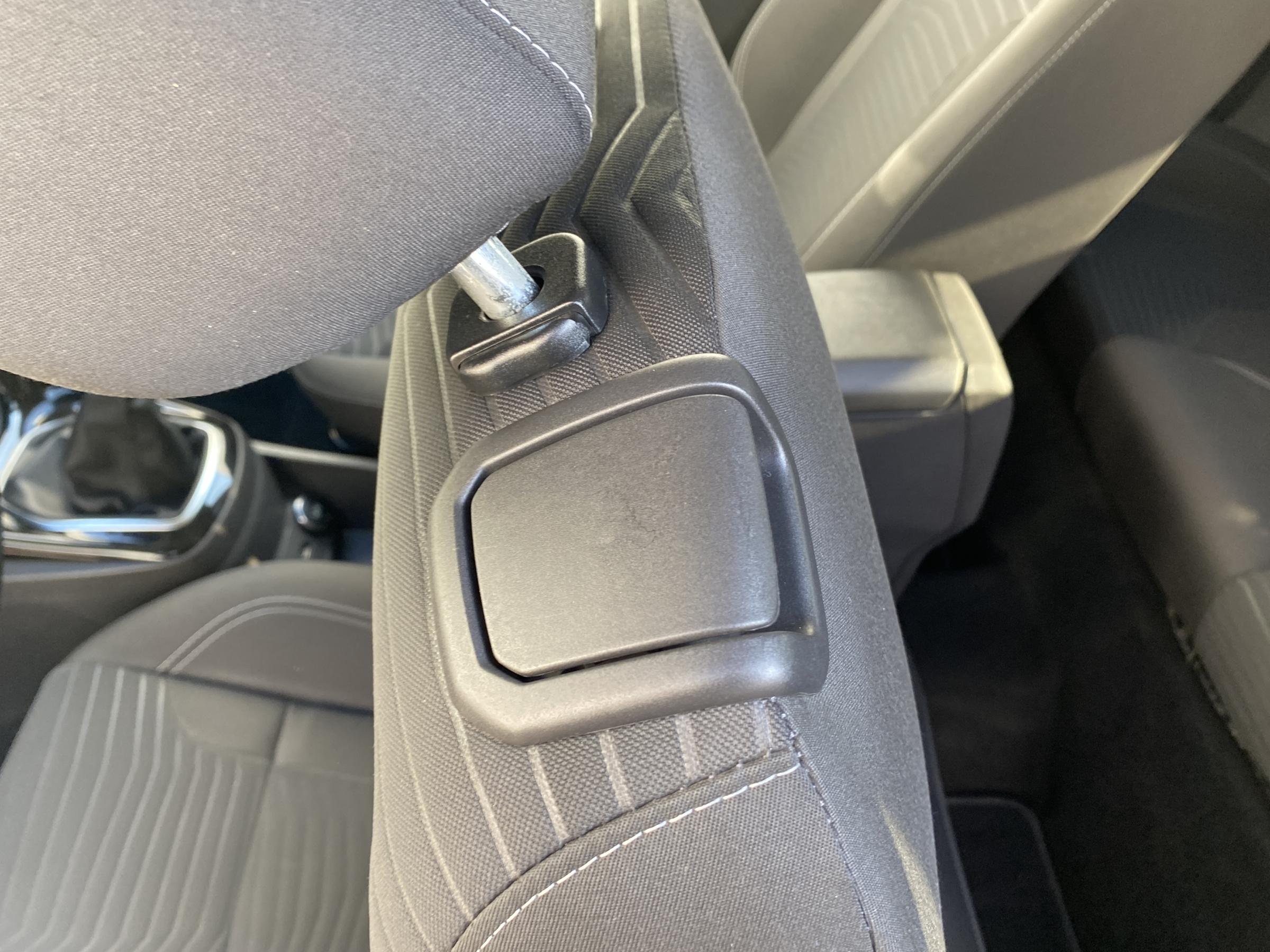 Ford Fiesta, 2015 - pohled č. 13