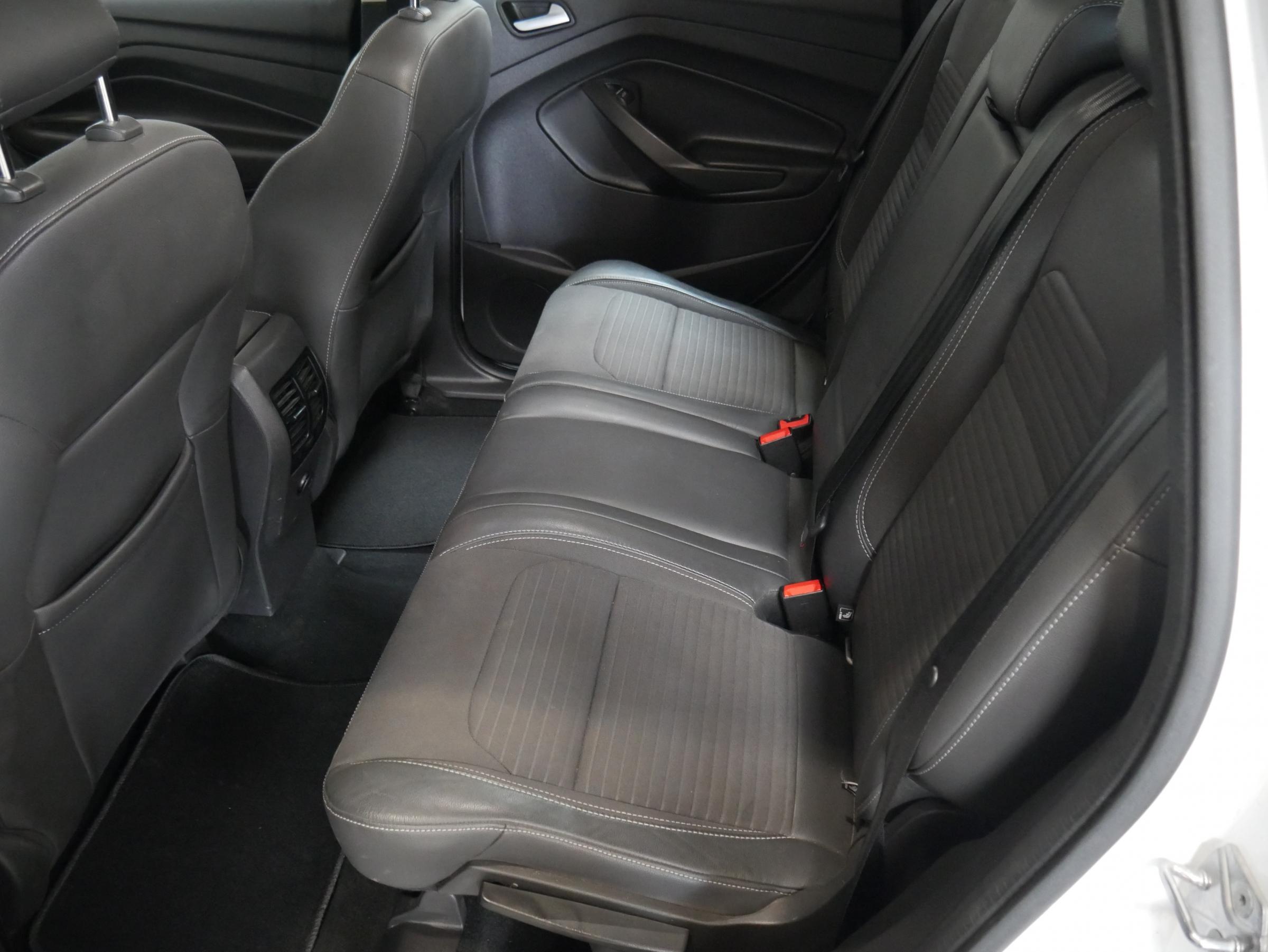 Ford Kuga, 2019 - pohled č. 10