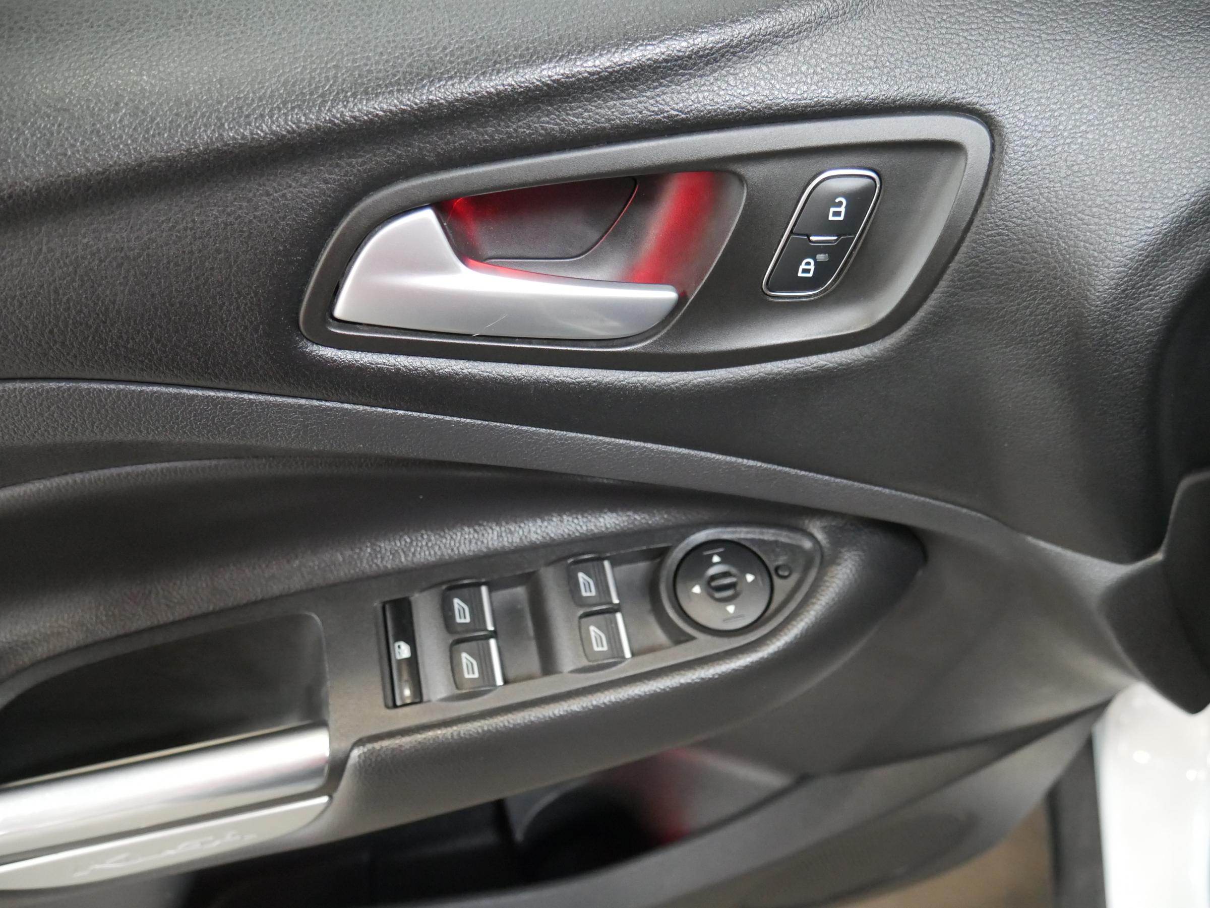 Ford Kuga, 2019 - pohled č. 11