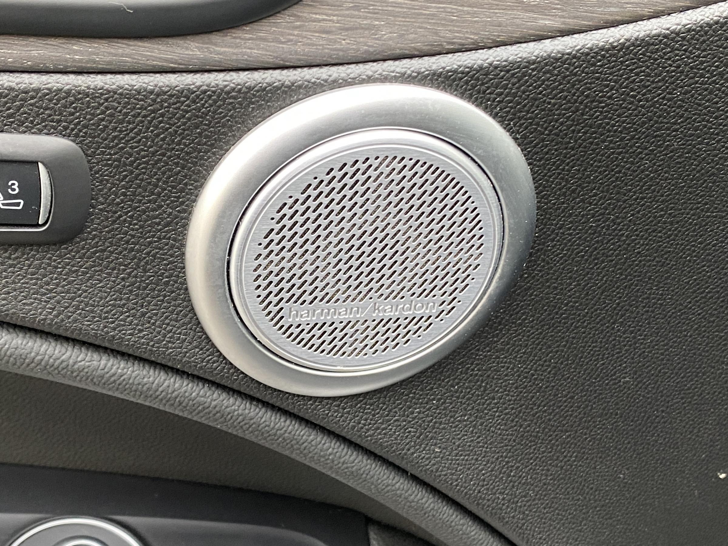 Moto Guzzi Stelvio, 2021 - pohled č. 12